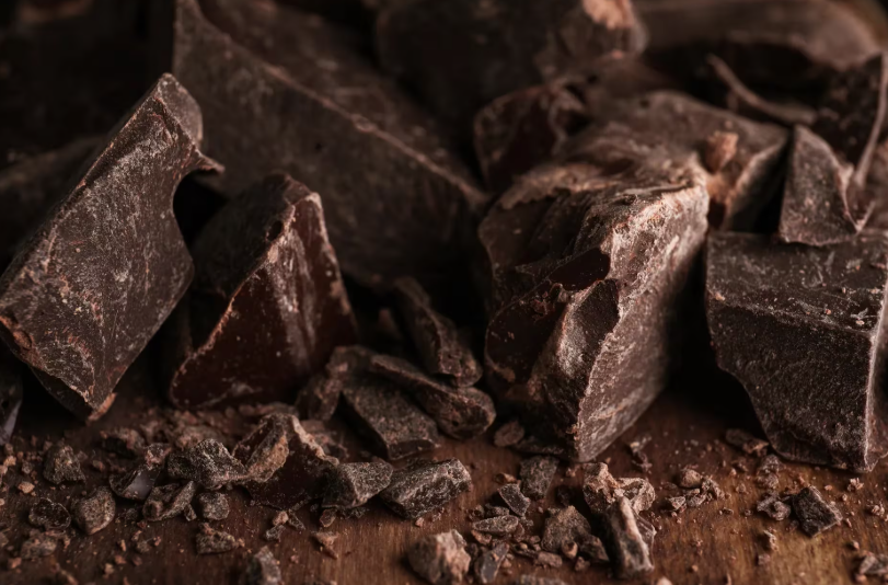 dark chocolate pieces